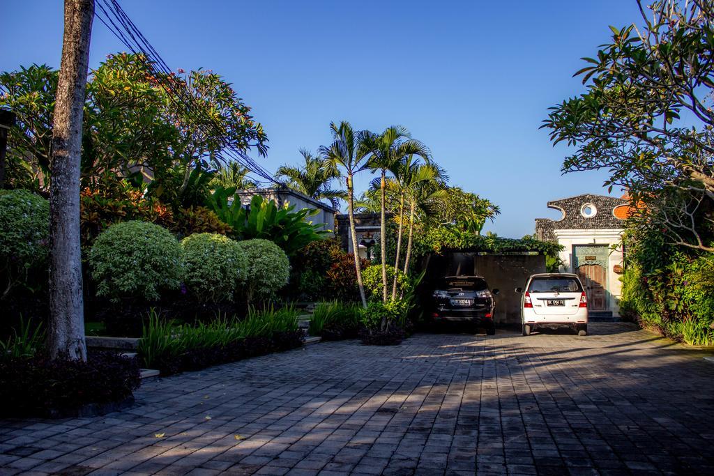 Arwana Estate Villa Seminyak  Exterior photo