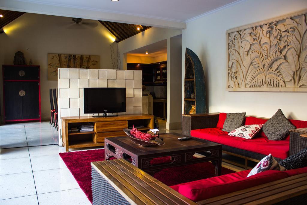 Arwana Estate Villa Seminyak  Exterior photo