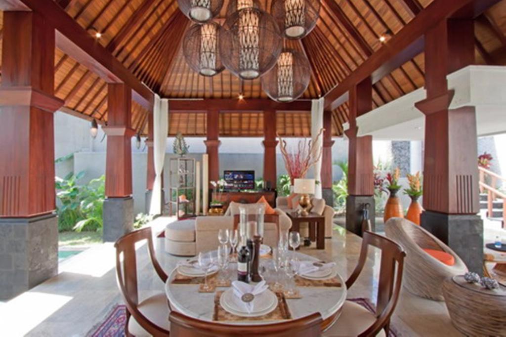 Arwana Estate Villa Seminyak  Exterior photo